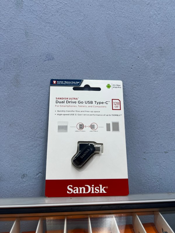 128GB SanDisk ULTRA Dual Drive Go USB Type-C Flash Drive